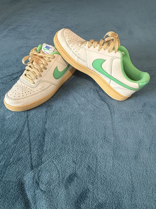 Adidasi Nike, marimea 42