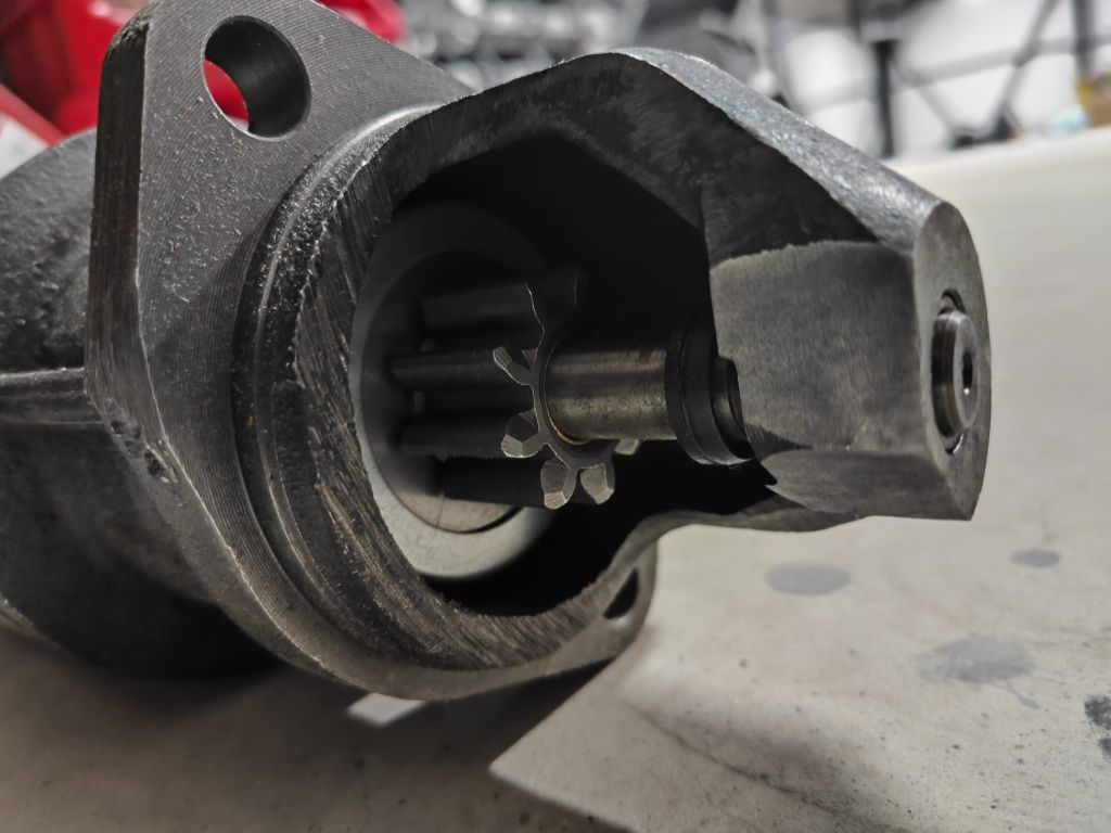 Electromotor tractor fiat 211 215 preț 1250 lei se poate trimite prin