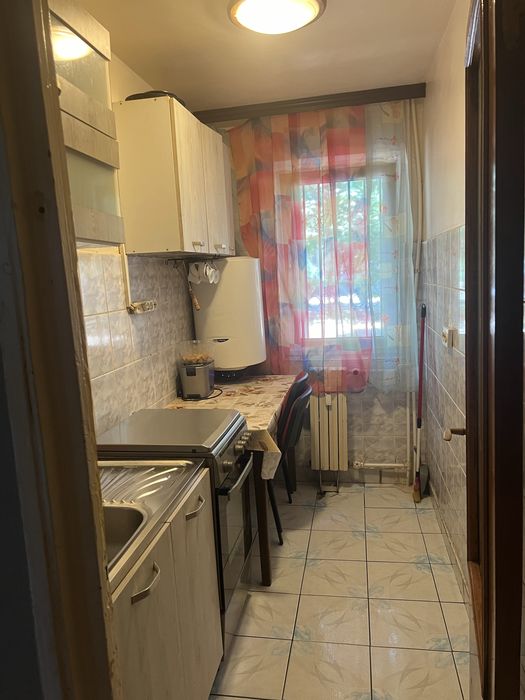 Inchiriez apartament 2 camere regim hotelier