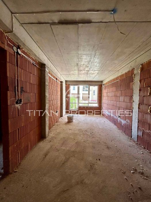 Продава се Двустаен апартамент в Пловдив, Остромила - 60 кв.м за 1307 €/кв.м - Снимка #2