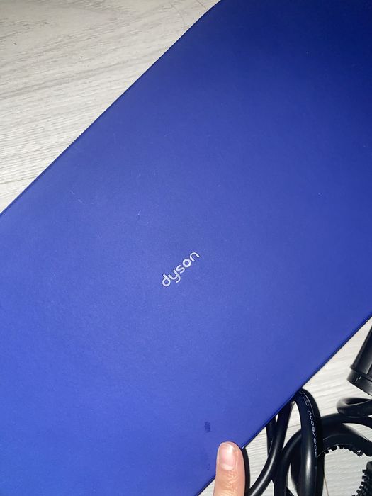 Dyson(не подошел к моему типу волос)