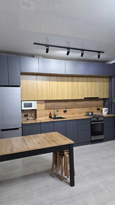 Сдам ПОСУТОЧНО квартиру-студию