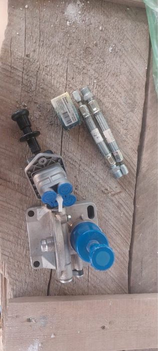 Продам запчасти спецтехники вездеход КамАЗ