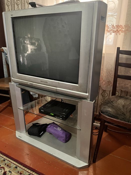 Продам телевизор