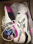 Vand/ Schimb Adidasi Asics gel chalengere noi, marimea 40