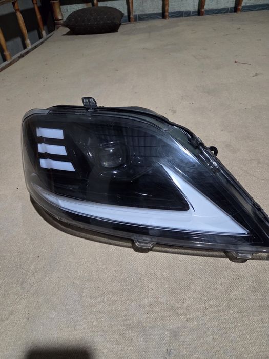 Лада Ларгус фара лэд