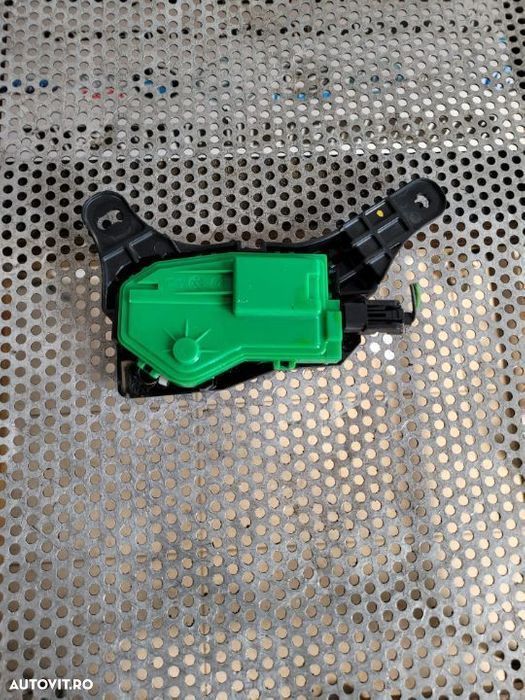 Motoras Actuator Blocator Rezervor Kia Ceed An 2012-2016 Dezmembrez Kia Ceed