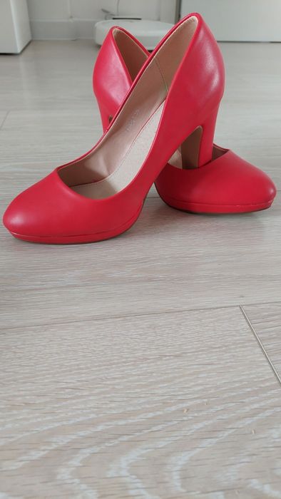 Pantofi eleganti, Marimea 39, aproape noi