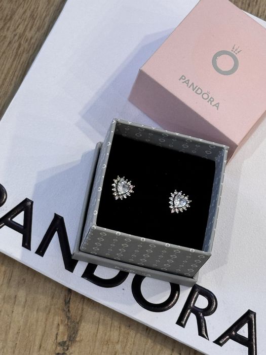 Пандора обеци Pandora