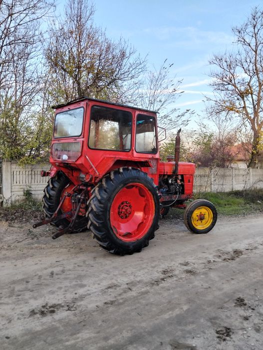 Vând Tractor U650