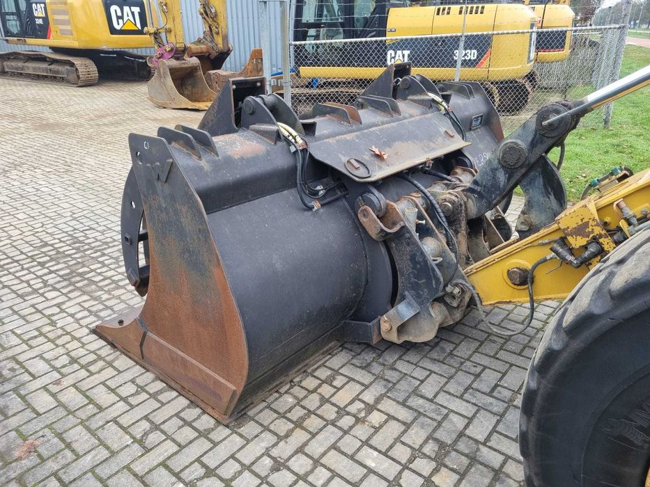 Vand Vola Incarcator Frontal Caterpillar930 18Tone 2012ore10500 Clesti