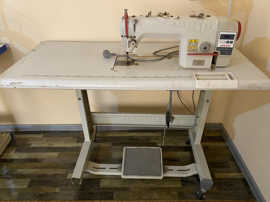 Tog’ri chok va Averlok tikuv moshinalari