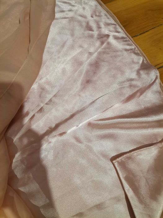 Rochie de nuntă culoarea pielii