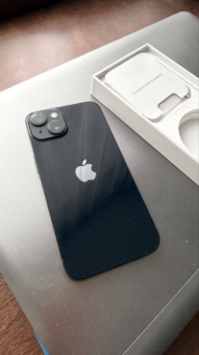 IPhone 12 в отличном состоянии