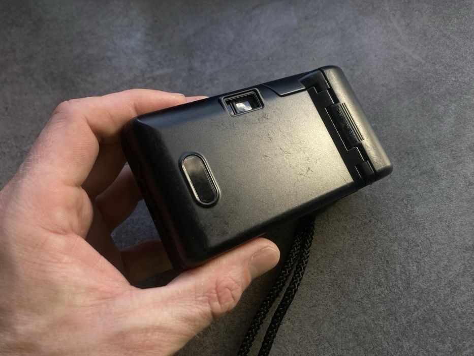 Olympus AF 10 mini aparat foto pe film 35mm