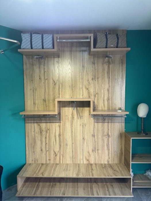 Срочно срочно продам полки