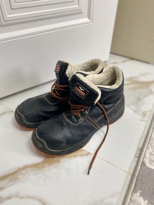 Спец ботинка 42 размер