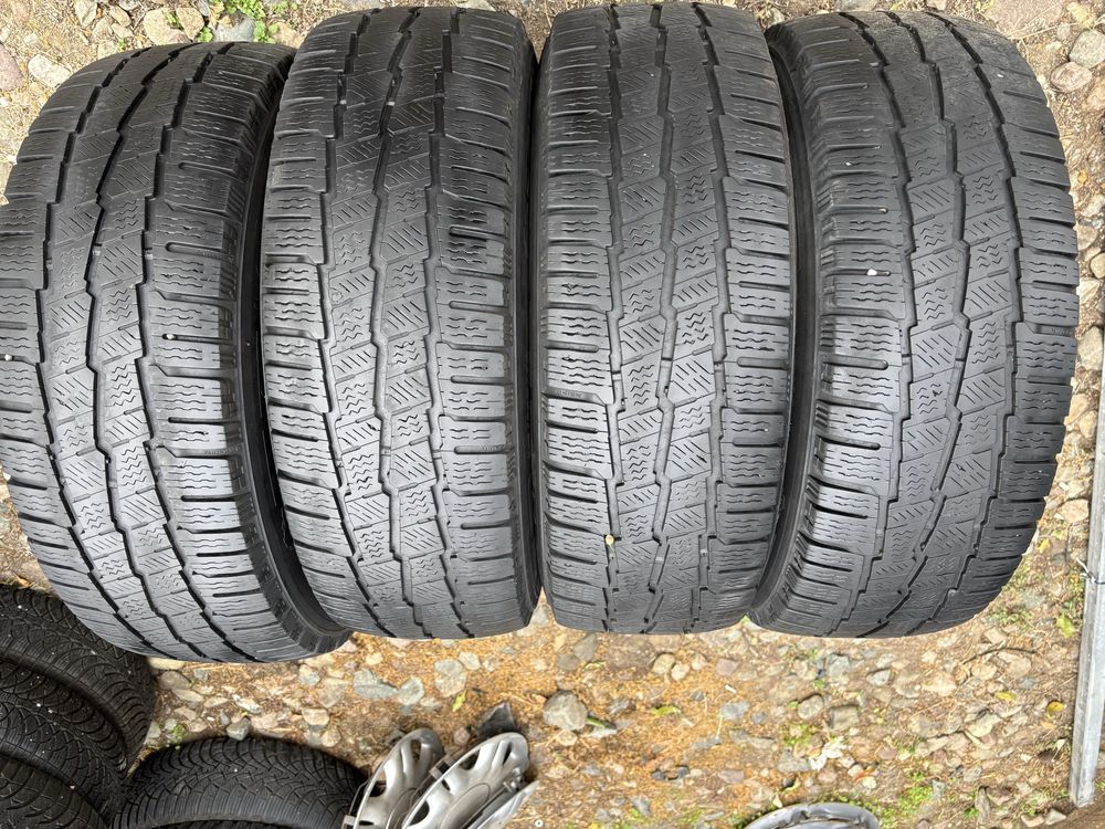 215/65 R16C 4бр зимни гуми