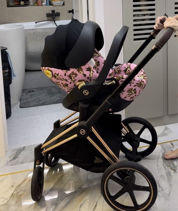 Автолюлька Cybex by Jeremy Scott