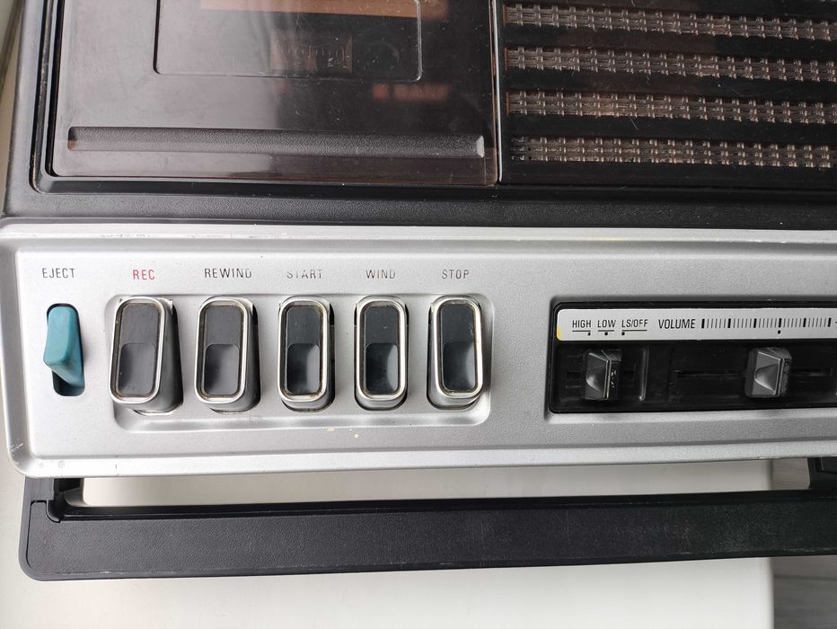 Магнитофон Philips Type N 2220