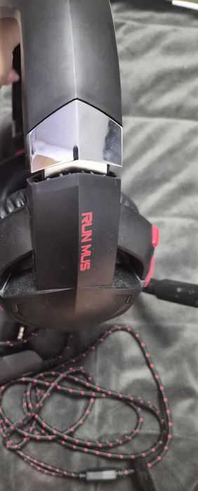 Casti profesionale gaming cu microfon