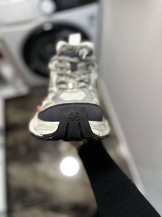 Balenciaga Cargo