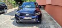 Vând Volkswagen Touareg