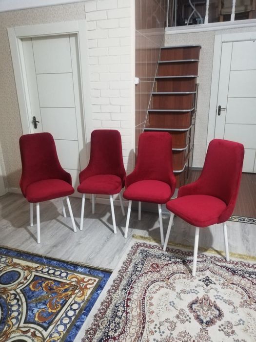 Перетяжка и ремонт стульев, кресел и табуреток.