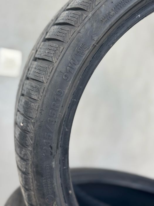 235/35 R19 Sailun Iarna