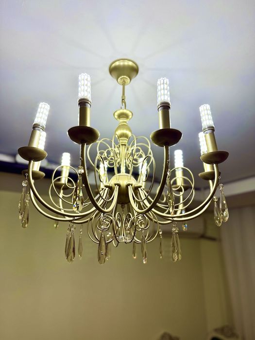 Lyustra 2 ta yangi Nyu klassika shampan