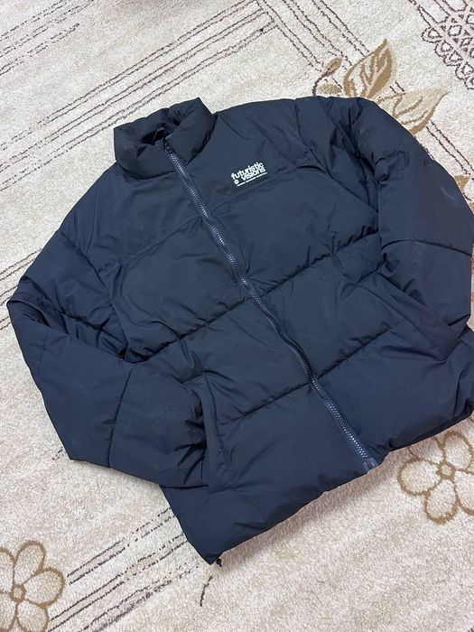 Продам новую зимнюю куртку