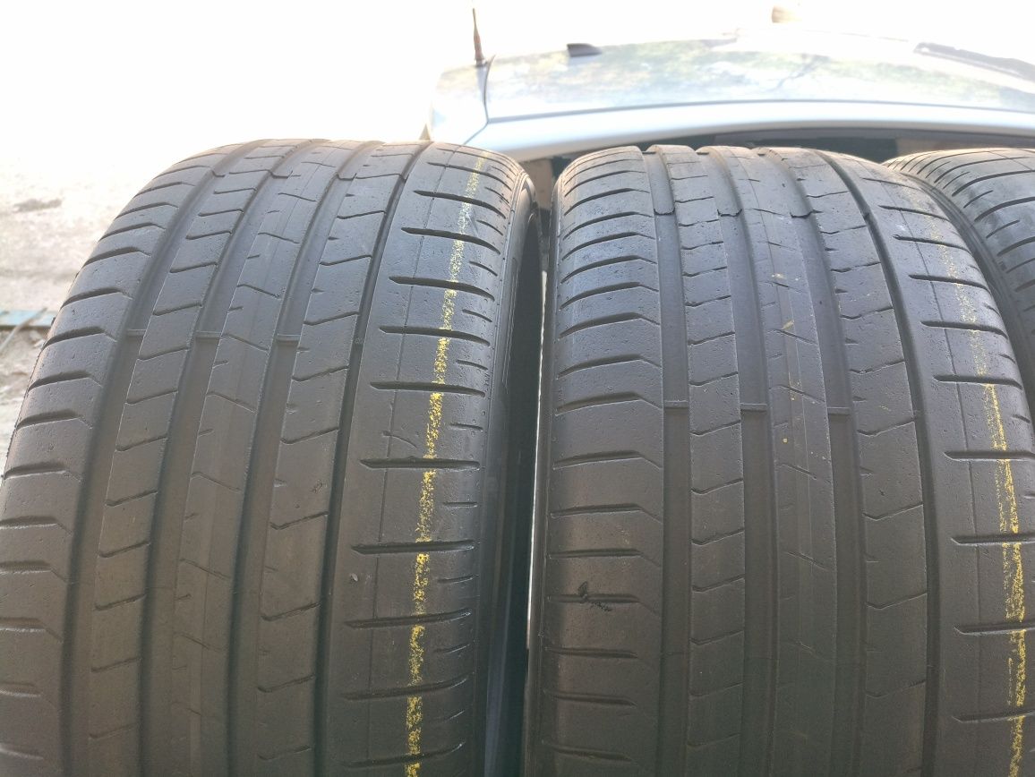 4 anvelope Pirelli 315/30 ZR21 si 275/35 ZR21