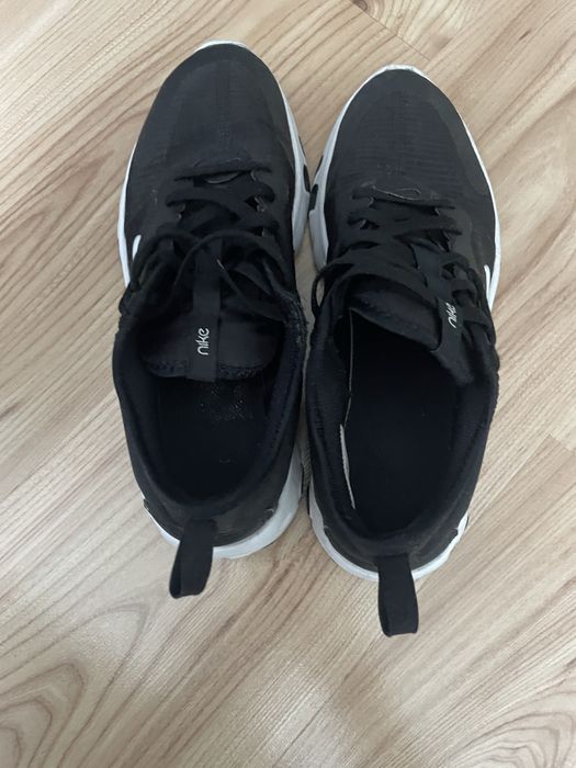 NIKE Renew/дамски маратонки 39