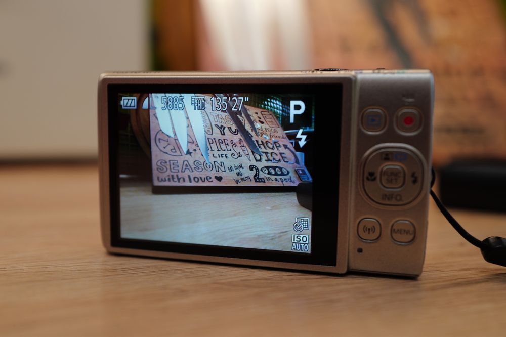 Aparat foto Canon ixus 285 HS digital WiFi transfer TOP instagram