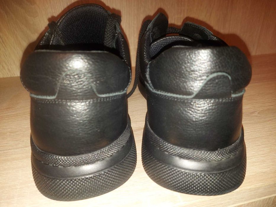 Vand pantofi sport piele Marelbo culoare negru marimea 43