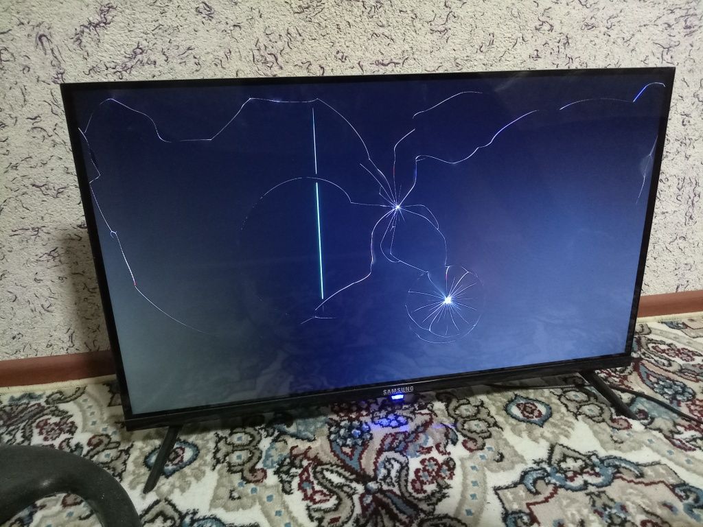 Samsung 32li Smart TV