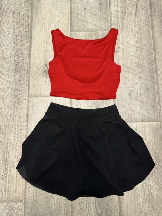 Дрехи, спортни комплектчета