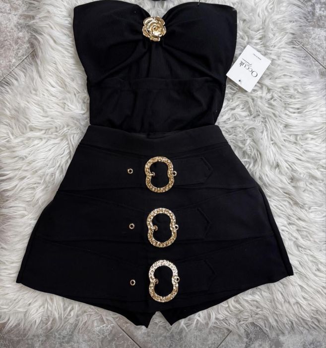 Боди и къси гащи тип пола