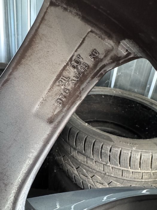 Джанти със зимни гуми за Audi Q7/Q8 Rotor 21”