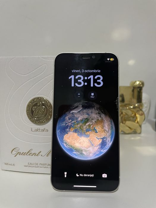 Iphone 12 mini în stare perfectă.