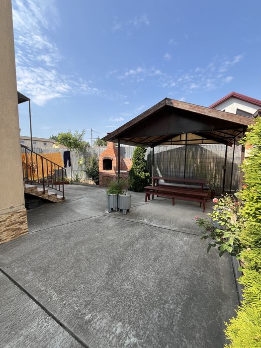 Vand casa S+P+1E-Calea Galati(Islaz)