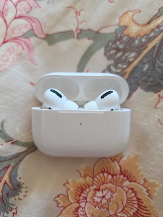 AirPods Pro 1 (A2084) – originale Apple, stare foarte bună