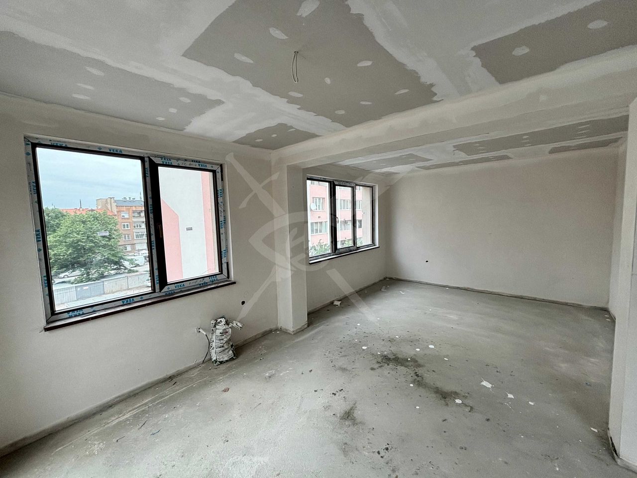Продава се Мезонет в Асеновград - 170 кв.м за 818 €/кв.м - Снимка #3