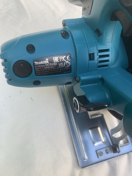 Makita DCS 552 circular de taiat metal