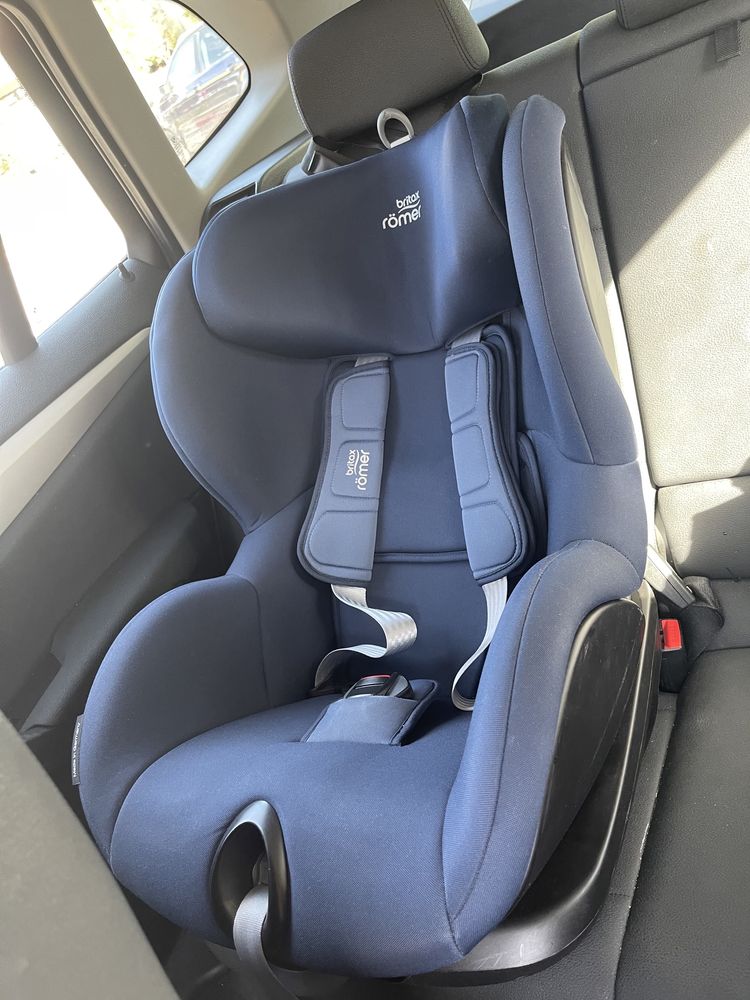 Scaun auto pentru copii Britax Romer - Trifix 2 i-Size 15 luni - 4 ani