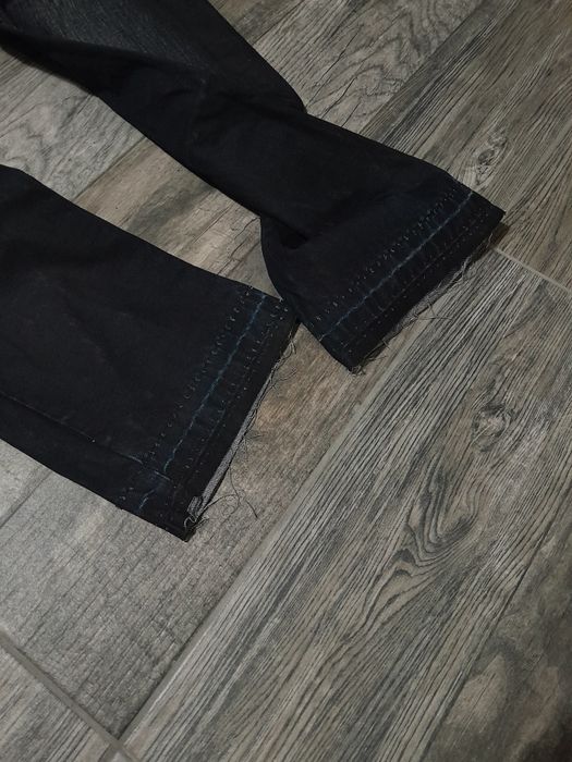 Pantaloni straight red stitching