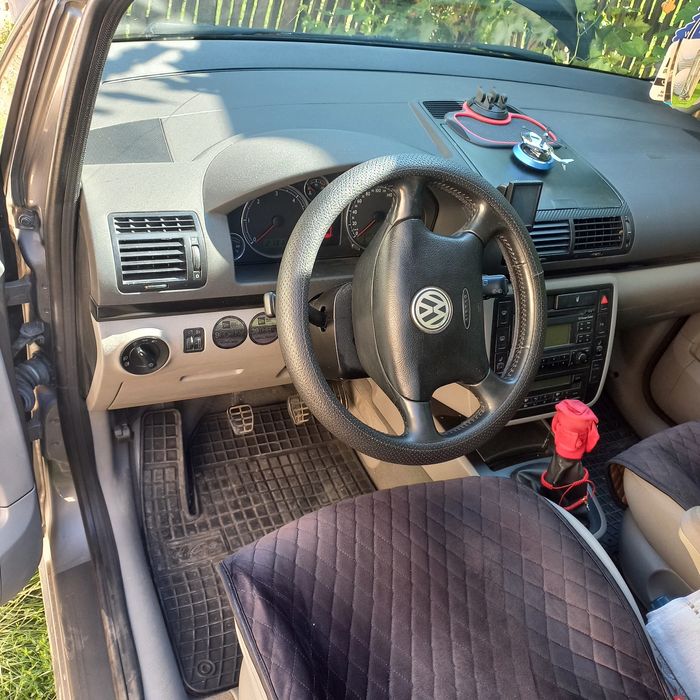 Vind vw saran 2008,2l, 140cp, 7 locuri