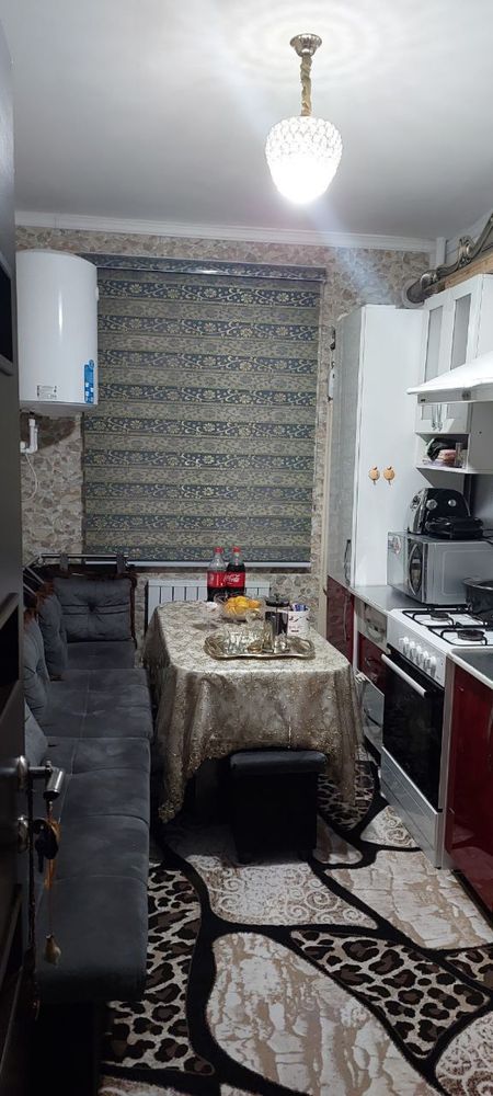 Uy sotiladi hamma jixozlari bilan