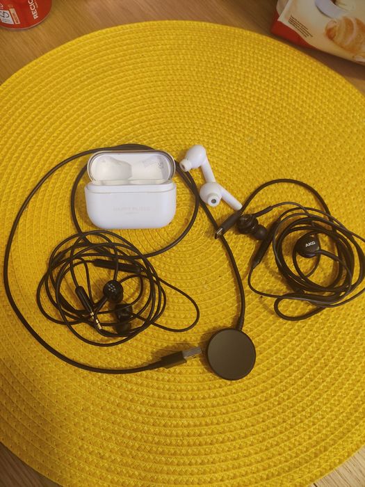 Vand Grup casti + Wirless charger