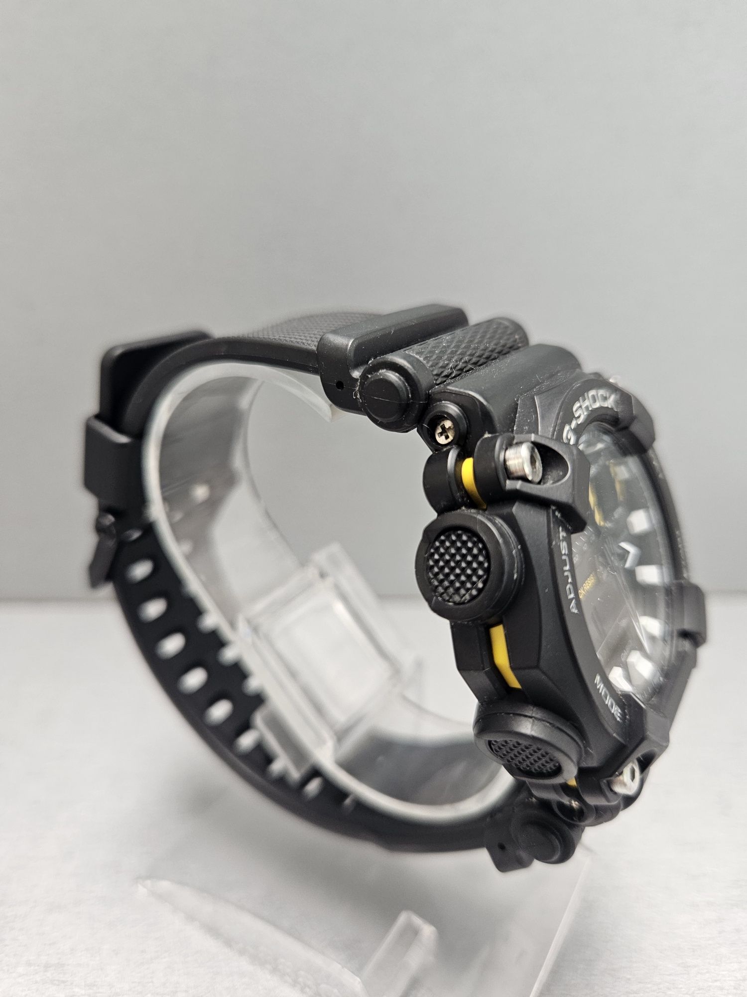 Casio G- shock GA-900